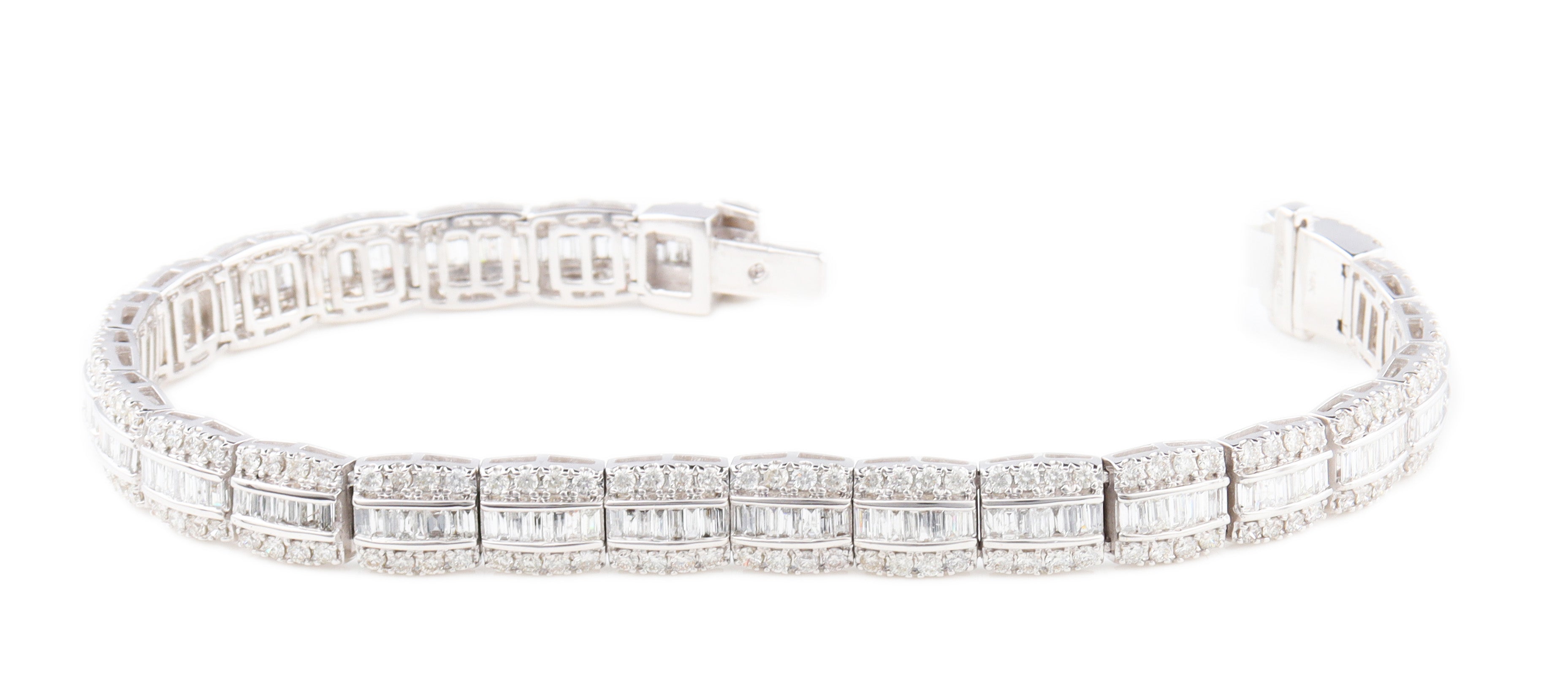 5.18 tcw Diamond Bracelet